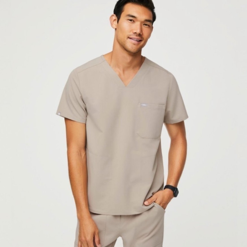 Figs Chisec Three Pockets Scrub V Neck Top Boulder Rare Color Size XXL Men’s